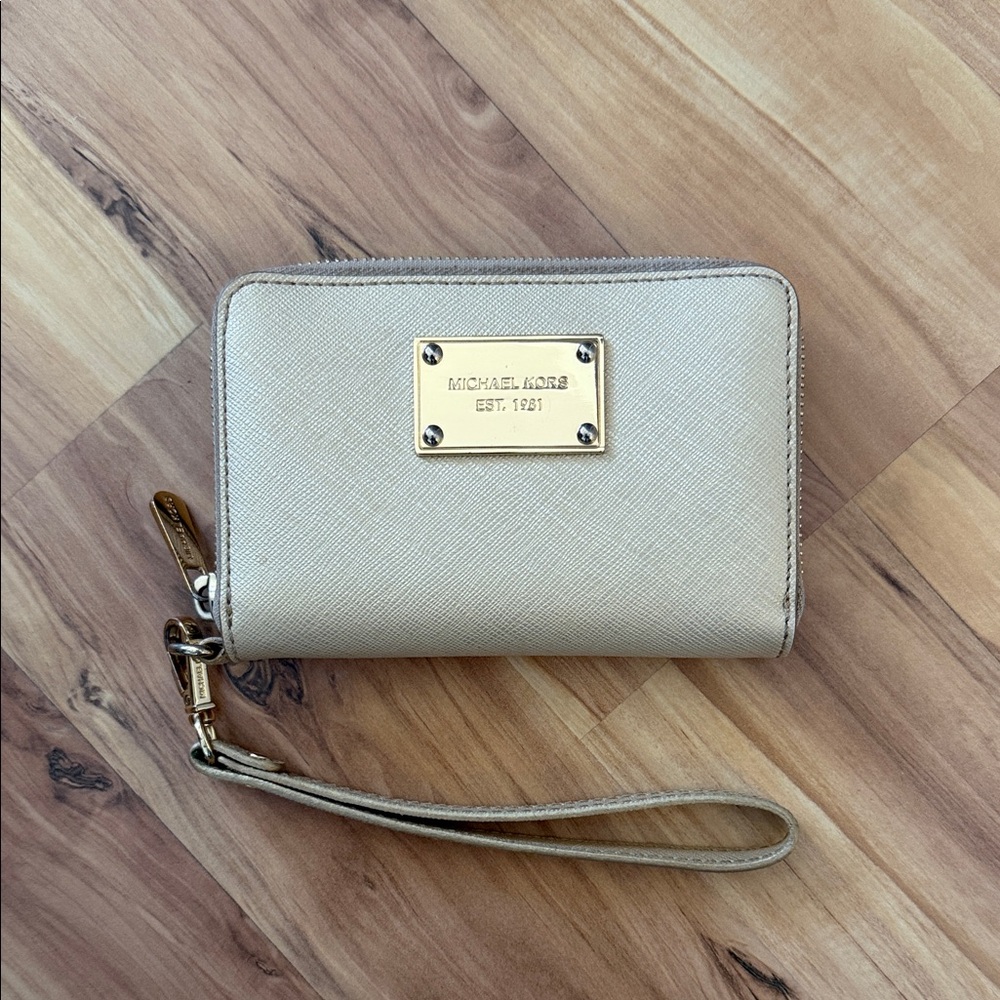 Michael Kors Metallic Gold Wristlet